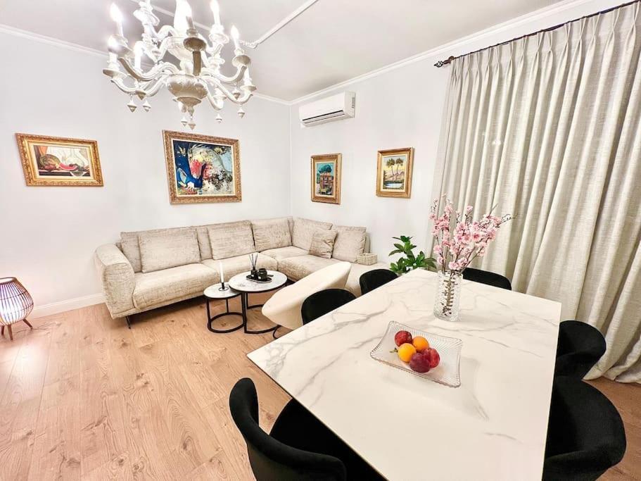 City Center Apartment Tirana Kültér fotó